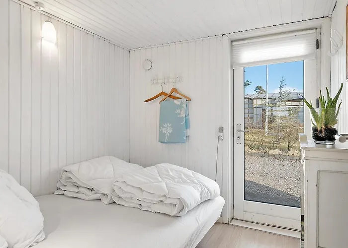 Dom wakacyjny 3 Bedroom Amazing In *